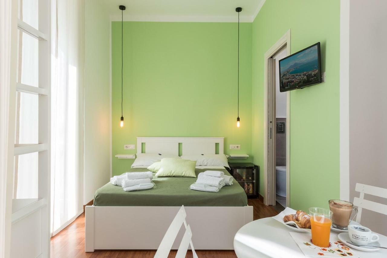 B&B Monserrato Napoli Ngoại thất bức ảnh